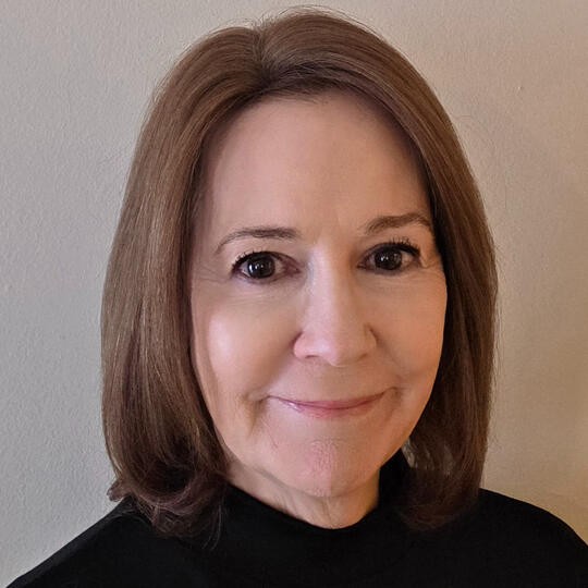 Portrait of author Lisa Foley
